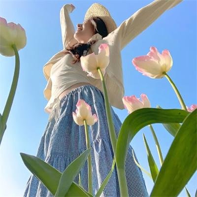 他的摩托车，她的岛